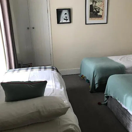 4 Bayview بيت للعطل